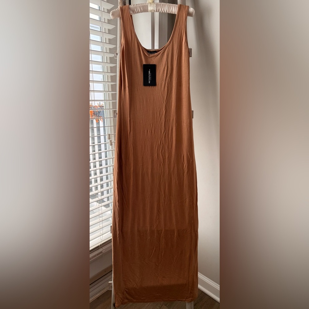 Stylish Tan Maxi Dress 👗
